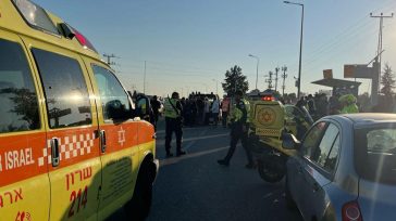 Αυτοκίνητο έπεσε πάνω σε πεζούς σε πόλη του βόρειου Ισραήλ