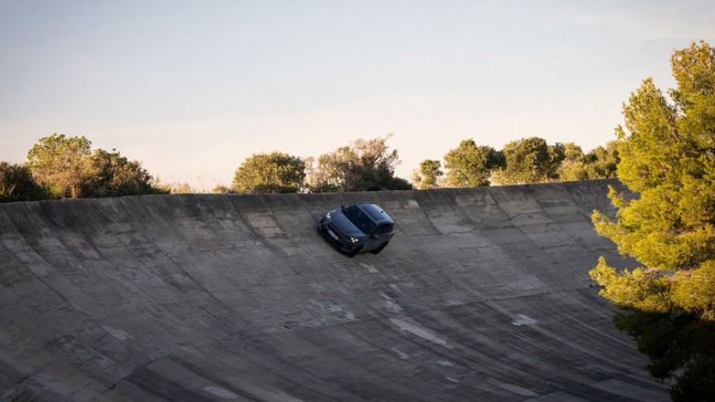 Οι παίχτες της FC Barcelona «έπαιξαν» σε ξένο…γήπεδο και εντυπωσίασαν