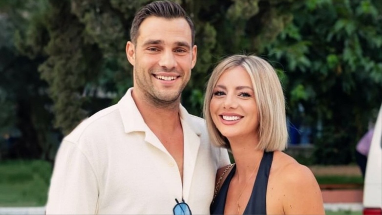 Ελένη Χαμπέρη: Φωτογραφίζεται με φουσκωμένη κοιλιά στον έβδομο μήνα της εγκυμοσύνης της