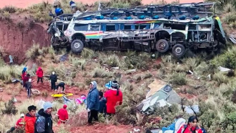 Τουλάχιστον 31 νεκροί στο χθεσινό τροχαίο στη Βολιβία