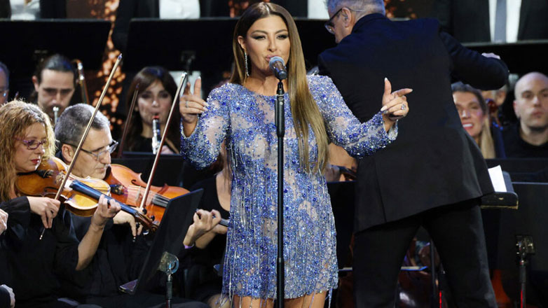 Έλενα Παπαρίζου: Ερωτευμένος μαζί της πάμπλουτος επιχειρηματίας – Αποκλειστικό