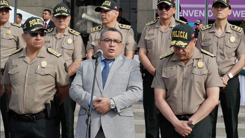 Περού: Εισαγγελική έφοδος στο σπίτι του υπουργού Εσωτερικών Σαντιβάνιες