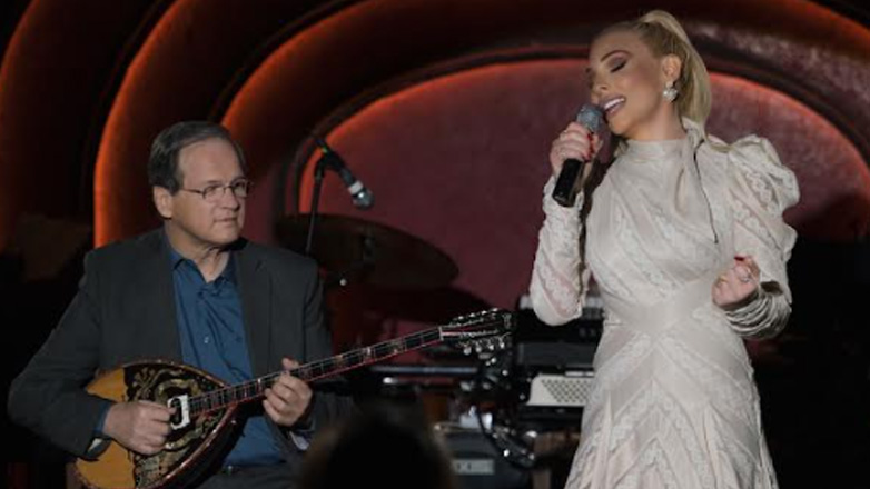 Νέο τραγούδι για την Αγγελική Δάρρα με την υπογραφή του Χρήστου Νικολόπουλου