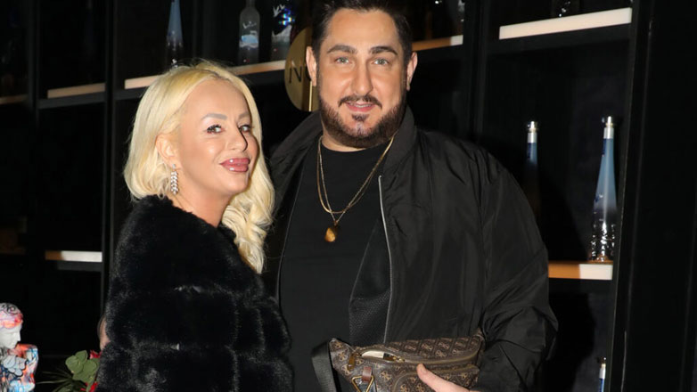 Κυριάκος Κυανός – Στάτη Μπούρα: Σπάνια βραδινή έξοδος για το ερωτευμένο ζευγάρι