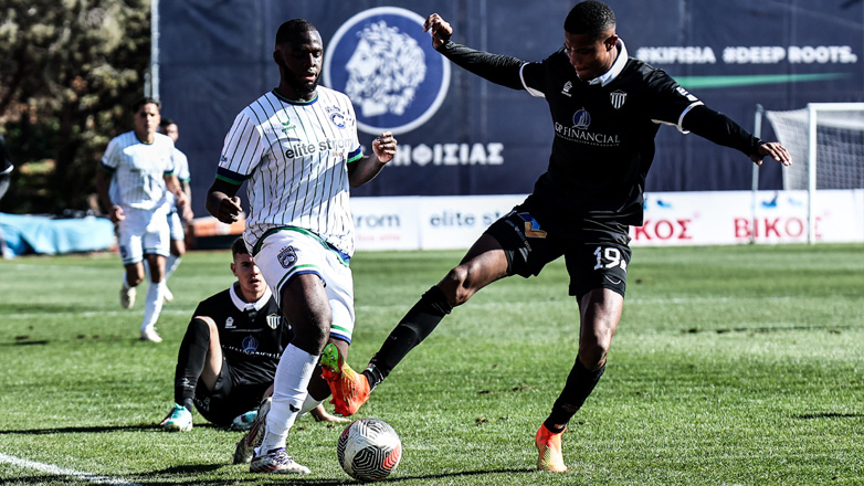 Super League 2: Όλα τα φώτα στο ντέρμπι κορυφής ανάμεσα σε Κηφισιά και Καλαμάτα