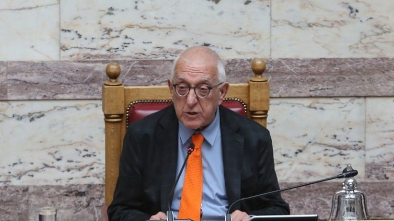 Κακλαμάνης: Ρεκόρ διάρκειας και ομιλητών στην τριήμερη συζήτηση της πρότασης δυσπιστίας