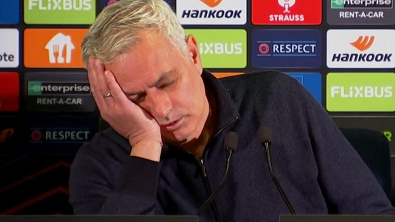 Ο Μουρίνιο… έκανε ότι κοιμάται