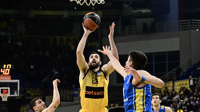 Μπάσκετ: Καταιγιστική η ΑΕΚ, 96-67 το Περιστέρι