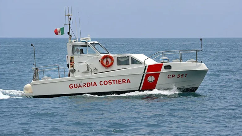 Επιβάτης πλοίου που εκτελούσε το δρομολόγιο Ανκόνα – Πάτρα έπεσε στη θάλασσα