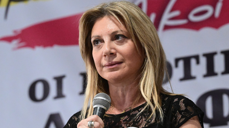 Καρυστιανού: «Αποδείξατε πλέον όλοι ότι αγαπάτε μόνο τις καρέκλες σας»