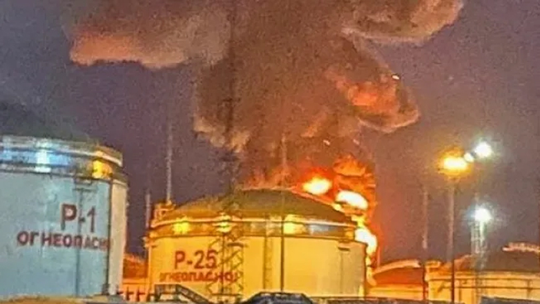 Ένα από τα δύο μεγαλύτερα ρωσικά διυλιστήρια δέχθηκε επίθεση