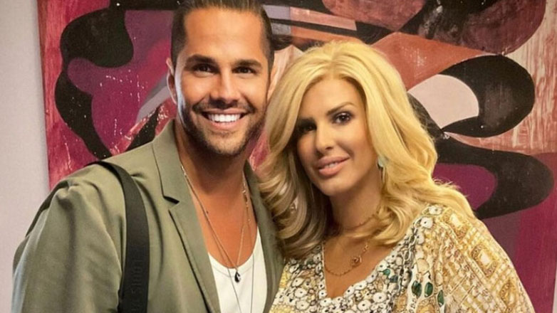 Γιώργος Τσαλίκης: Το τρυφερό μήνυμα στη σύζυγό του που γιορτάζει σήμερα – «Η ψυχή σου είναι σαν ένα όμορφο λουλούδι»