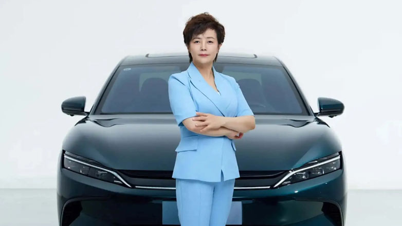 BYD και Tesla θέλουν να “ενώσουν” τις δυνάμεις τους για να εξαλείψουν τους θερμικούς κινητήρες