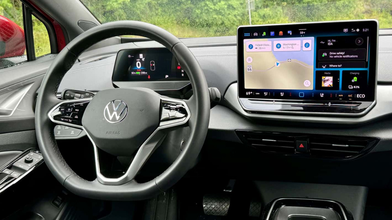 Υπεύθυνος σχεδίασης VW: «Τα μπουτόν επιστρέφουν. Είναι αυτοκίνητο, δεν είναι κινητό να μην έχει κουμπιά»