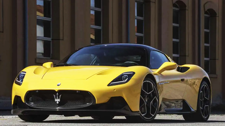 Ακυρώθηκε η ηλεκτρική Maserati MC20 καθώς ο κόσμος “ψηφίζει” βενζίνη