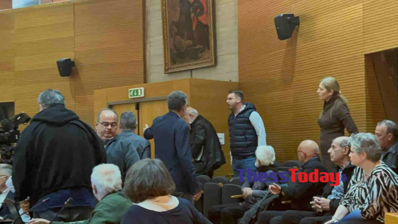 Ένταση για το άγαλμα του Μπουτάρη στο δημοτικό συμβούλιο Θεσσαλονίκης Ένταση για το άγαλμα του Μπουτάρη στο δημοτικό συμβούλιο Θεσσαλονίκης