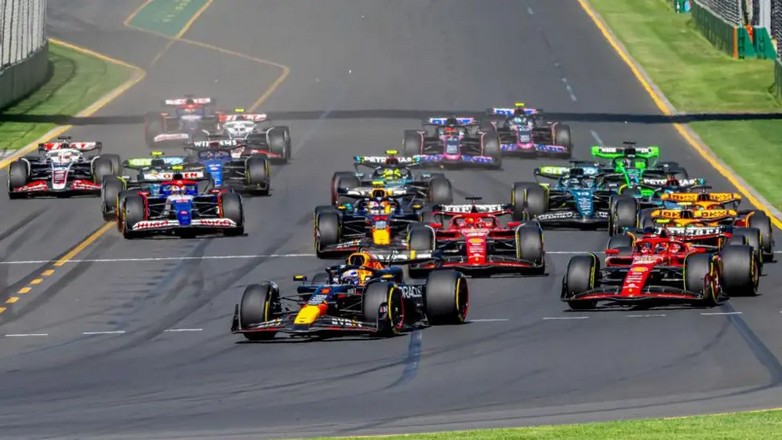 Grand Prix Australia: Οι προβολείς της F1 στράφηκαν στον Albert Park– Το μεγάλο στοίχημα του L. Hamilton