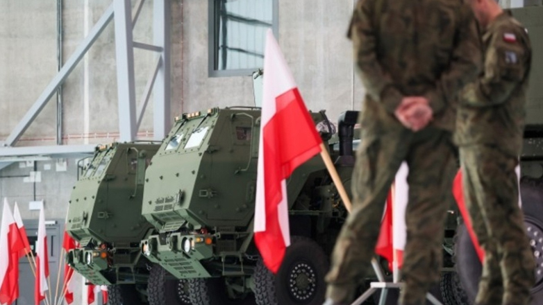 Η Πολωνία μοιράζει στους πολίτες «οδηγούς επιβίωσης» Η Πολωνία μοιράζει στους πολίτες «οδηγούς επιβίωσης»