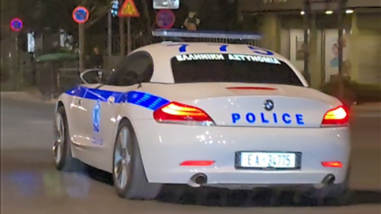 Η BMW Z4 της ελληνικής αστυνομίας που τρέλανε το internet (Βίντεο)