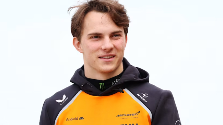 Ο Oscar Piastri υπέγραψε πολυετή επέκταση συμβολαίου με τη McLaren