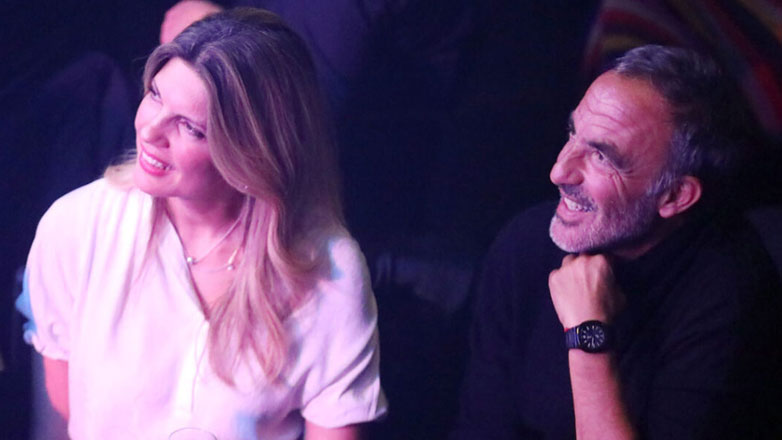 Νίκος Αλιάγας: Σπάνια βραδινή έξοδος στα μπουζούκια μαζί με τη σύντροφό του, Τίνα Γρηγορίου – Φωτογραφίες