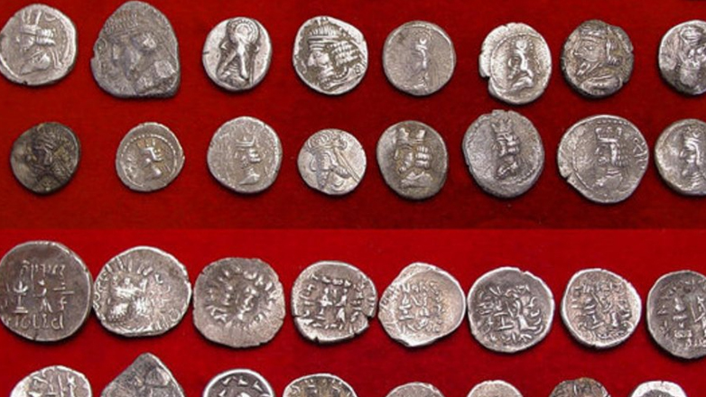 Θεσσαλονίκη: Εξαρθρώθηκαν τρείς σπείρες αρχαιοκάπηλων Θεσσαλονίκη: Εξαρθρώθηκαν τρείς σπείρες αρχαιοκάπηλων