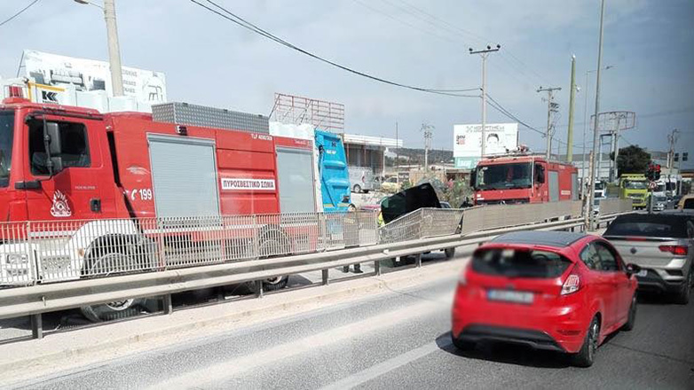 Τροχαίο δυστύχημα στη λεωφόρο Βάρης-Κορωπίου