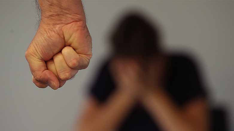 Σύλληψη 43χρονού στη Ρόδο για ενδοοικογενειακή βία μετά από καταγγελία του γιου του