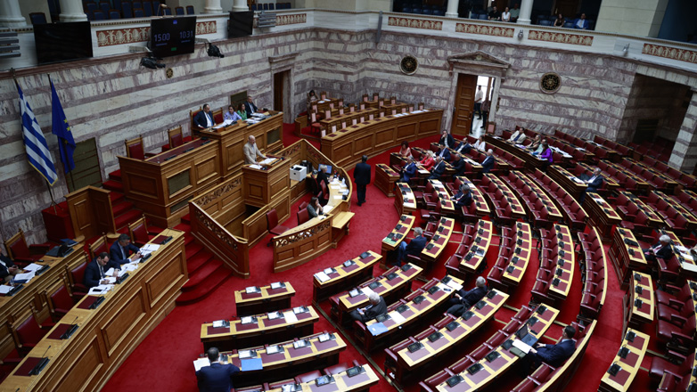 Boυλή: Κατατέθηκε το «mystreet», η εφαρμογή καταγγελιών για την αυθαίρετη χρήση κοινόχρηστων χώρων