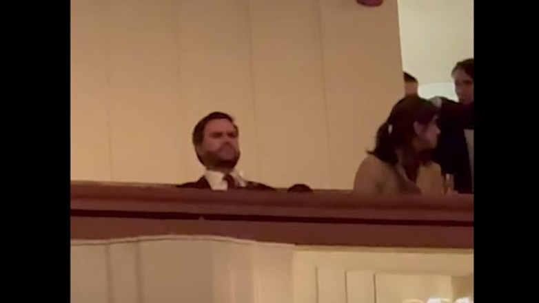 ΗΠΑ: Γιούχαραν τον Τζέι Ντι Βανς σε συναυλία της Εθνικής Συμφωνικής Ορχήστρας