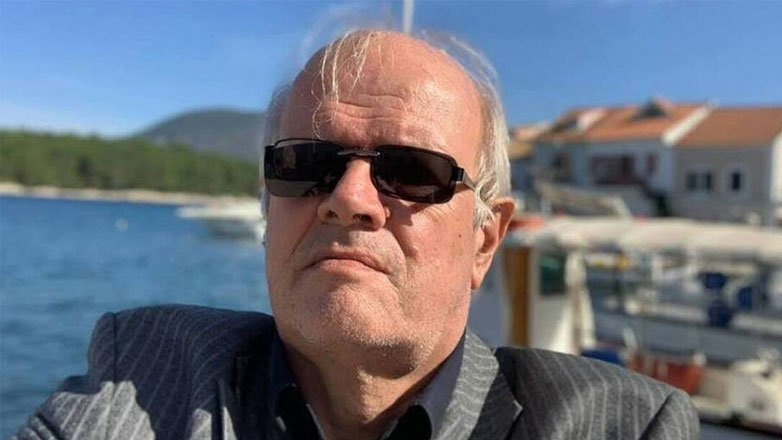 Άκης Τσελέντης: Σοβαρό ατύχημα για τον σεισμολόγο – Πήγε να σώσει γλάρο και χτύπησε