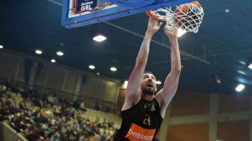 Greek Basketball League: Στην 3η θέση η ΑΕΚ, 90-79 το Λαύριο