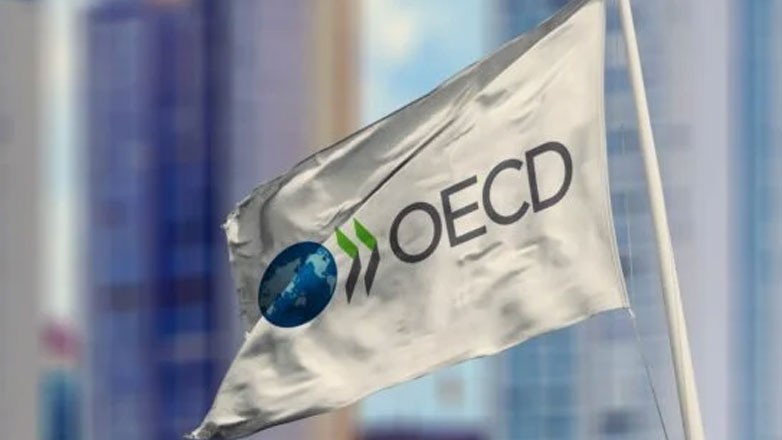 ΟΟΣΑ: Ελαφρώς προς τα κάτω οι προβλέψεις για την παγκόσμια οικονομική ανάπτυξη