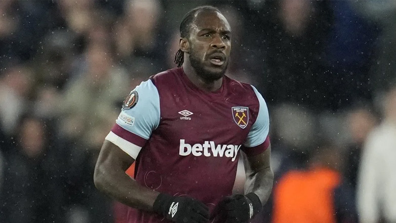 Μίκαελ Αντόνιο: «Βρέθηκα πολύ κοντά στον θάνατο, είμαι σίγουρος ότι θα ξαναπαίξω ποδόσφαιρο»