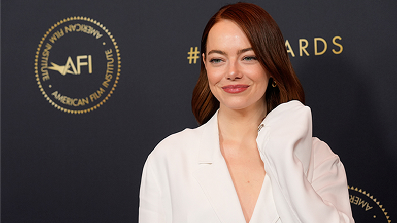 Έμα Στόουν: Βρίσκεται σε συζητήσεις για το remake της «Έξαψης»