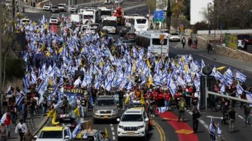 «Τελευταία προειδοποίηση» από τον Νετανιάχου, που βομβαρδίζει ανηλεώς τη Γάζα