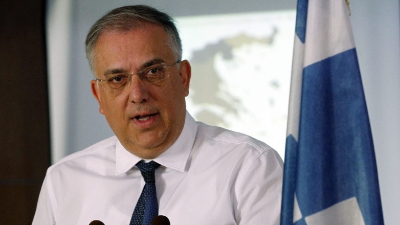 «Δεν κάνατε επενδύσεις, φέρτε τα λεφτά  πίσω»