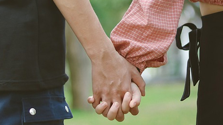 Μένουμε Μαζί, αλλά μην Ξεχνάς πως κάποτε με Ερωτεύτηκες