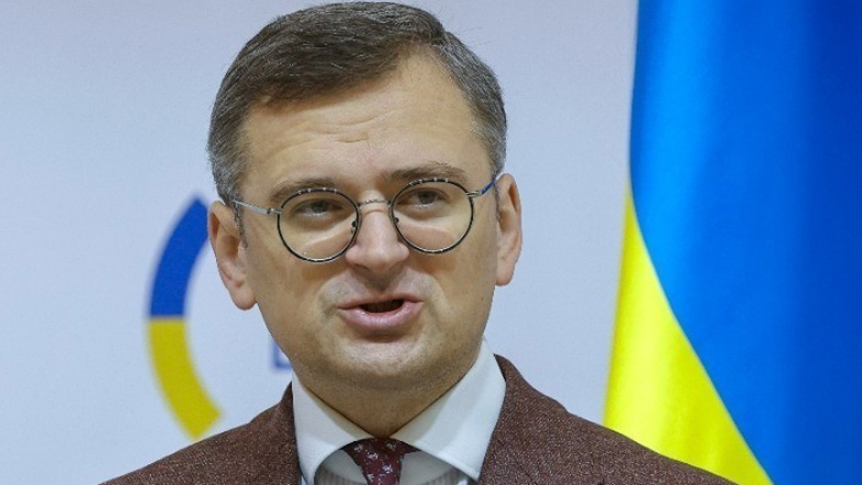 Κουλέμπα: Ο Τραμπ ενδιαφέρεται μόνο για τον εαυτό του, δεν δίνει δεκάρα για την Ουκρανία