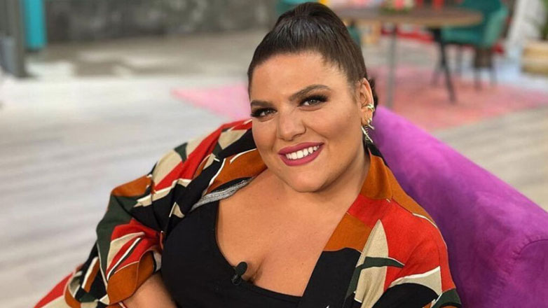 Δανάη Μπάρκα: Η σπάνια φωτογραφία με τον πατέρα της και η αντίδραση της Βίκυς Σταυροπούλου