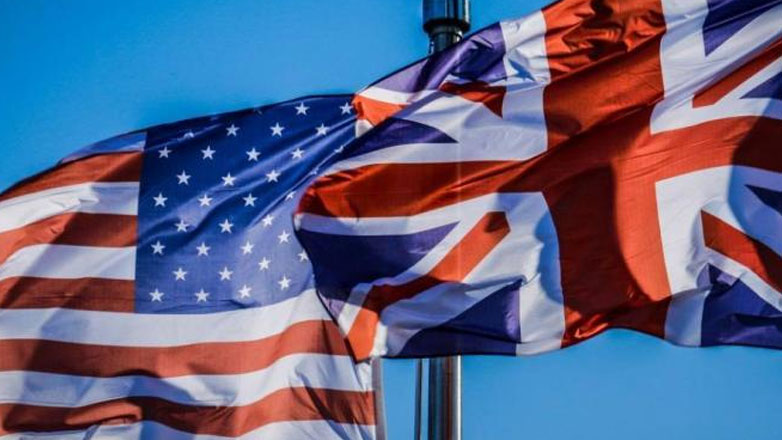 Η Βρετανία επιχειρεί να διαπραγματευθεί μια οικονομική συμφωνία με τις ΗΠΑ