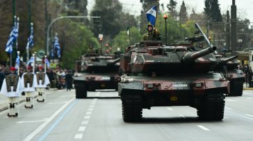 Βίντεο και φωτογραφίες από τη μεγάλη στρατιωτική παρέλαση για την 25η Μαρτίου