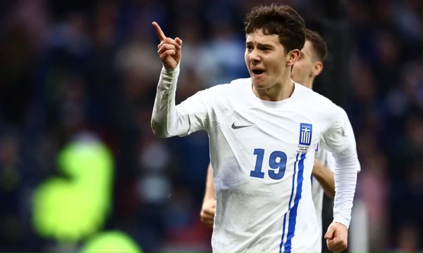 Κορυφαίος ποδοσφαιριστής κάτω των 18 ο Καρέτσας