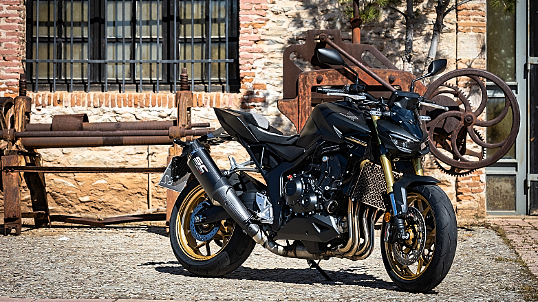 Γνωριμία αξίας 13,850€ με την HONDA CB1000 HORNET SP