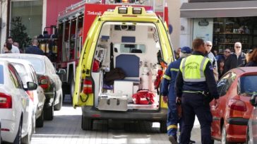 Έπεσε από σκαλωσιά και σφήνωσε σε φρεάτιο