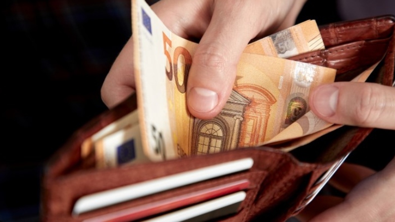 Σταθερά τα επιτόκια στις πάγιες ρυθμίσεις ληξιπρόθεσμων οφειλών