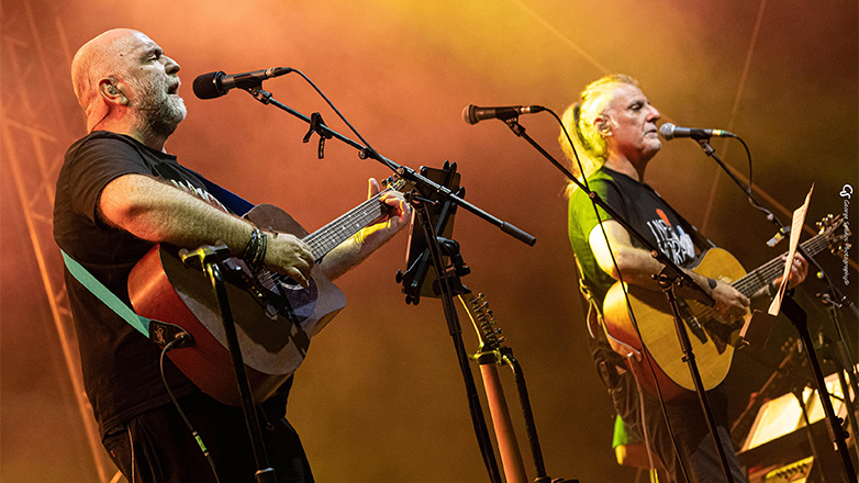 «Μια Βραδιά με τους Πυξ Λαξ»: Συναυλία στο Θέατρο Βράχων
