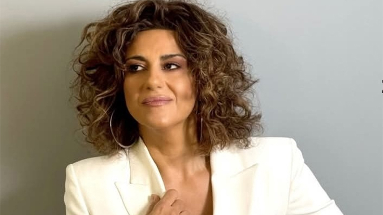 H Σοφία Παπάζογλου στο Γυάλινο Up Stage