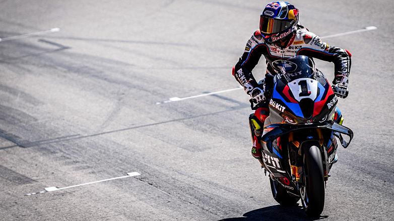 WorldSBK Portimao: O Toprak έφυγε με τρεις νίκες!