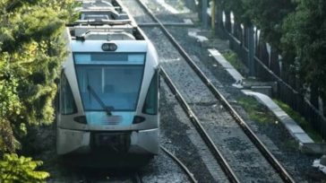 Διακοπή δρομολογίων στον Προαστιακό εξαιτίας τροχαίου